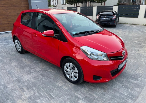 Toyota Yaris cena 27900 przebieg: 139000, rok produkcji 2012 z Marki małe 466